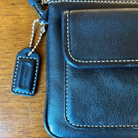 Coach Black Leather Wristlet - Picture 3 of 10